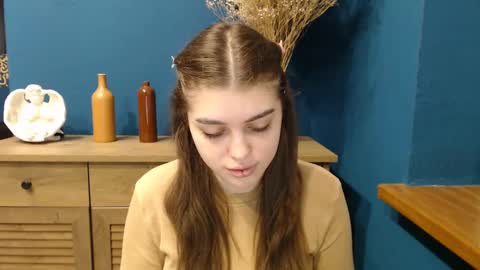 Snapshot of sweet_sugaaar chatting on 02.25.25 Rebecca online show from 02.25.25