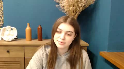 Snapshot of sweet_sugaaar chatting on 03.03.25 Rebecca online show from 03.03.25