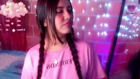 Snapshot of sweet_susy999 chatting on 02.14.25 susy 222 online show from 02.14.25