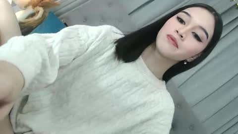sweet_tatiana28 online show from 04.12.26