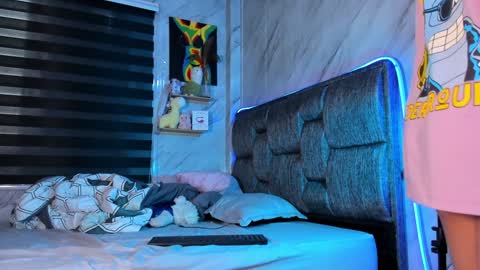 Isabella online show from 01.02.25