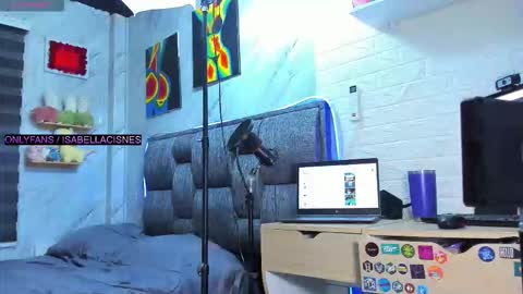 Isabella online show from 10.25.25