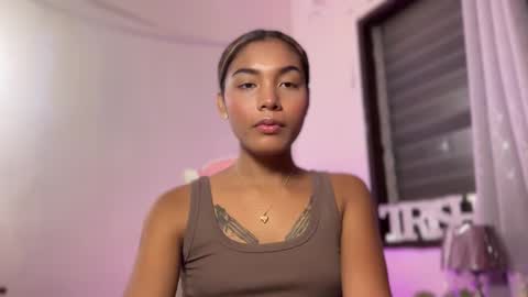 Snapshot of sweet_trishaxx chatting on 02.21.26 Trisha online show from 02.21.26