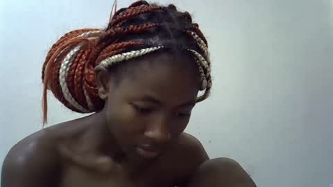 Snapshot of sweet_vee1 chatting on 04.11.26 Princess vee online show from 04.11.26