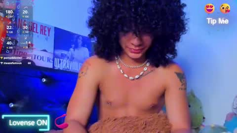 Steven independent model online show from 01.21.25