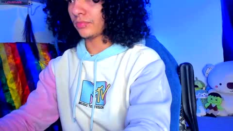 Steven independent model online show from 02.07.25