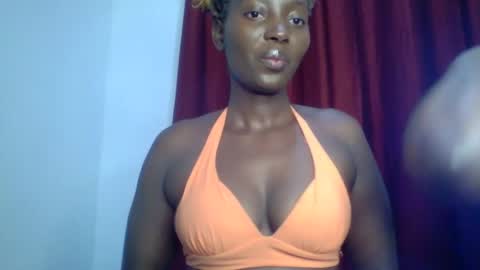 Snapshot of sweet_zuri3 chatting on 02.28.25 zuri online show from 02.28.25