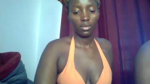 Snapshot of sweet_zuri3 chatting on 03.01.25 zuri online show from 03.01.25