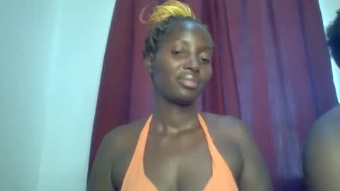 Snapshot of sweet_zuri3 chatting on 03.07.25 zuri online show from 03.07.25