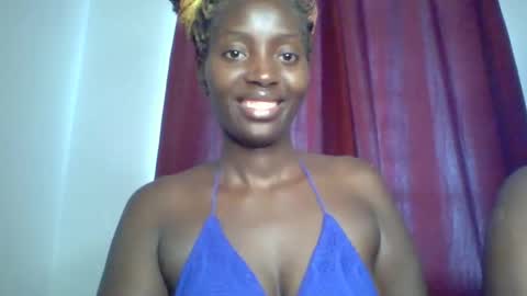 Snapshot of sweet_zuri3 chatting on 03.09.25 zuri online show from 03.09.25