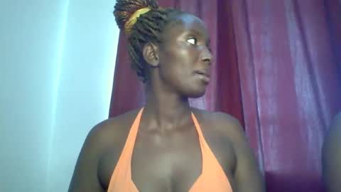 Snapshot of sweet_zuri3 chatting on 03.10.25 zuri online show from 03.10.25