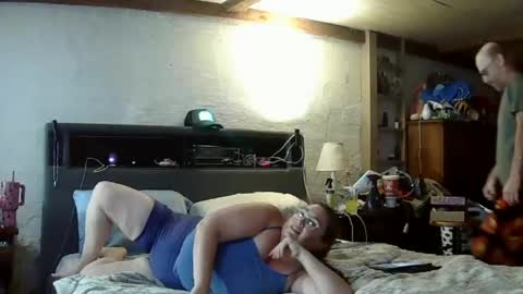Snapshot of sweetandsour69 chatting on 07.18.26 DJ M 489 Babygirl F 37 online show from 07.18.26