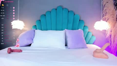 Sweet online show from 10.17.25