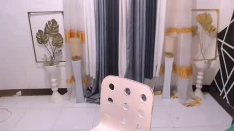 Snapshot of sweetasiancockforyou chatting on 12.11.24 hi im gian follow me do not forget to put thumb up bb online show from 12.11.24