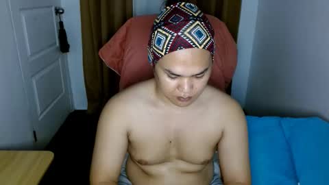 Snapshot of sweetasiangay chatting on 02.06.26 sweetasiangay online show from 02.06.26