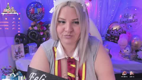 Snapshot of sweetbambi19 chatting on 12.21.24 Andrea  online show from 12.21.24