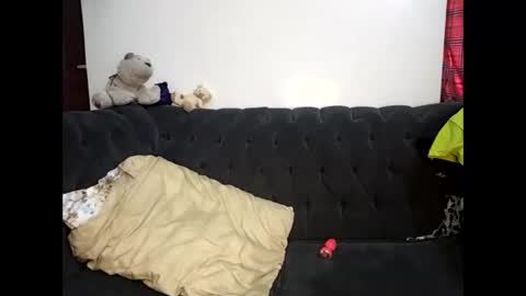 Lunargirl online show from 10.29.25