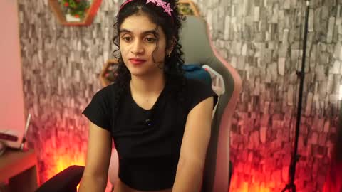 Snapshot of sweetbonii chatting on 04.18.26 Salom independent model online show from 04.18.26