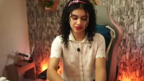 Snapshot of sweetbonii chatting on 05.20.26 Salom independent model online show from 05.20.26