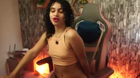 Snapshot of sweetbonii chatting on 05.22.26 Salom independent model online show from 05.22.26