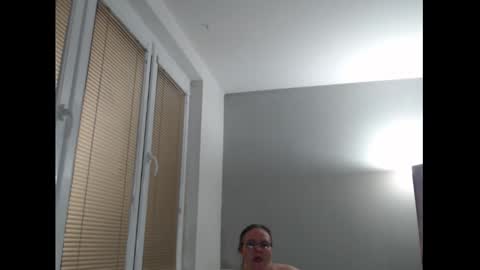 Sweetboobs85h online show from 10.14.25