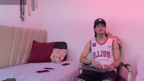 Snapshot of sweetbutspicy_ chatting on 06.06.26 sweetbutspicy online show from 06.06.26