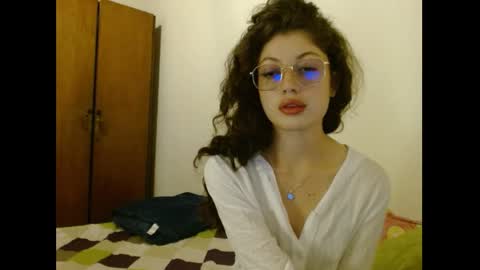 sweetcalm_ online show from 04.04.26