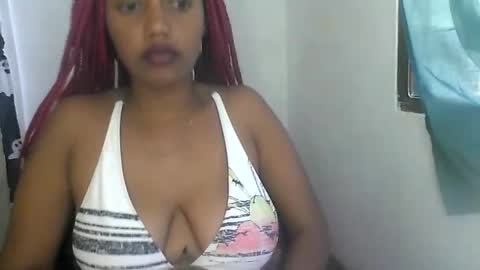 Snapshot of sweetcaramel2030 chatting on 01.12.25 caramel online show from 01.12.25