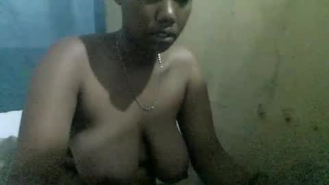 Snapshot of sweetcaramel2030 chatting on 02.18.25 caramel online show from 02.18.25