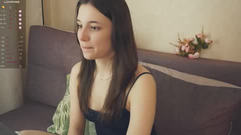 Snapshot of sweetcats_meow chatting on 05.25.26 Eva and Cherry online show from 05.25.26