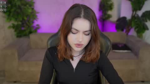 Snapshot of sweetdesiree_ chatting on 09.10.25 Amelia online show from 09.10.25