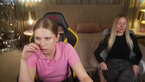 Snapshot of sweetdesiree_ chatting on 10.07.25 Amelia online show from 10.07.25