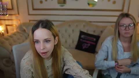 Snapshot of sweetdesiree_ chatting on 10.21.25 Amelia online show from 10.21.25