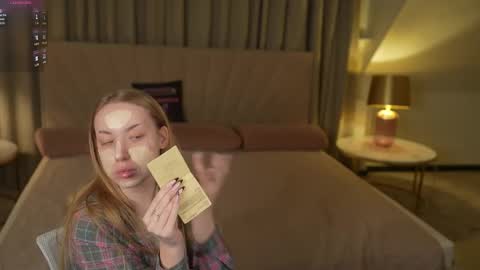 Snapshot of sweetdesiree_ chatting on 11.20.25 Amelia online show from 11.20.25