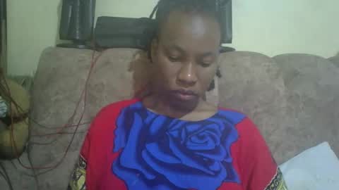 sweetdiva2012 online show from 11.29.25