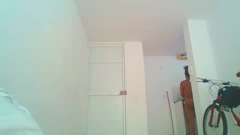 Snapshot of sweetdoll6 chatting on 04.05.26 Sweet Doll online show from 04.05.26