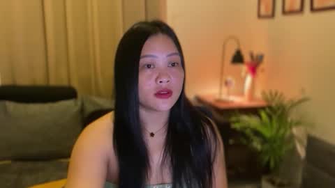 Snapshot of sweetestsmile_ chatting on 11.11.25 Khaye online show from 11.11.25