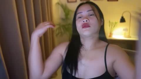 Snapshot of sweetestsmile_ chatting on 03.15.26 Khaye online show from 03.15.26