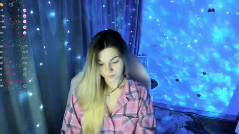 Snapshot of sweetfoyou chatting on 11.21.25 sweetfoyou online show from 11.21.25