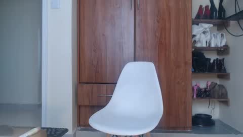 your favourite berry online show from 12.04.24