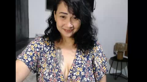 Snapshot of sweetgemini23 chatting on 05.02.26 Jean online show from 05.02.26
