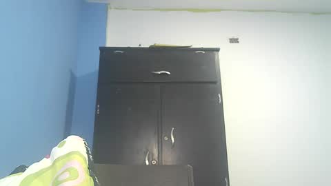 Snapshot of sweetgirl213742 chatting on 09.17.25 Victoria Santos online show from 09.17.25