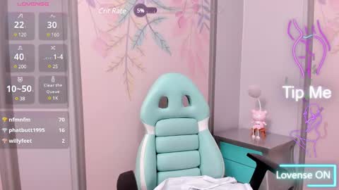 Snapshot of sweetgirl4u_ chatting on 02.17.25 MIA online show from 02.17.25