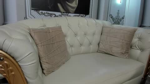 Snapshot of sweetgirl4u_ chatting on 10.15.25 MIA online show from 10.15.25