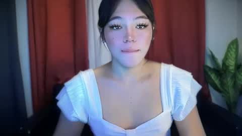 Ayesha online show from 10.17.25