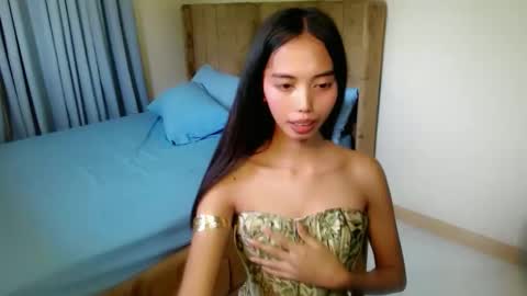 Snapshot of sweetgirl_daphne chatting on 04.13.26 sweetgirl_daphne online show from 04.13.26