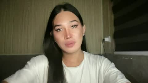 Snapshot of sweetgirl_rhainexxx chatting on 07.13.26 sweetgirl_rhainexxx online show from 07.13.26