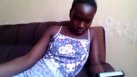 Snapshot of sweetgurl05 chatting on 07.16.26 sweetgurl05 online show from 07.16.26