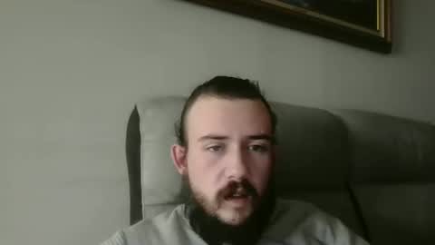 Snapshot of sweetguyss12 chatting on 11.17.25 sweetguyss12 online show from 11.17.25