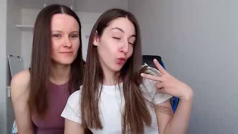 Emma  online show from 11.28.25